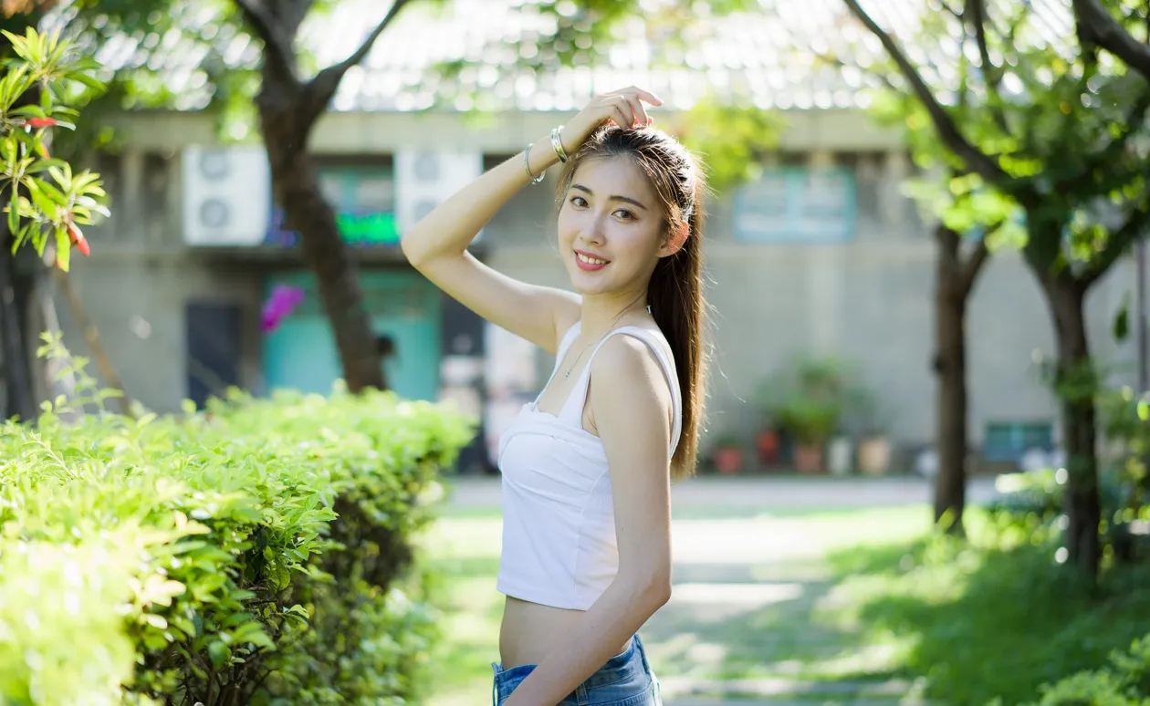 [Mzsock] NO.186 Jin Yunqiao’s midriff-revealing denim shorts cool and beautiful legs street photography#[47P]-10