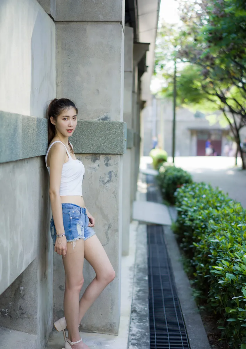 [Mzsock] NO.186 Jin Yunqiao’s midriff-revealing denim shorts cool and beautiful legs street photography#[47P]-3