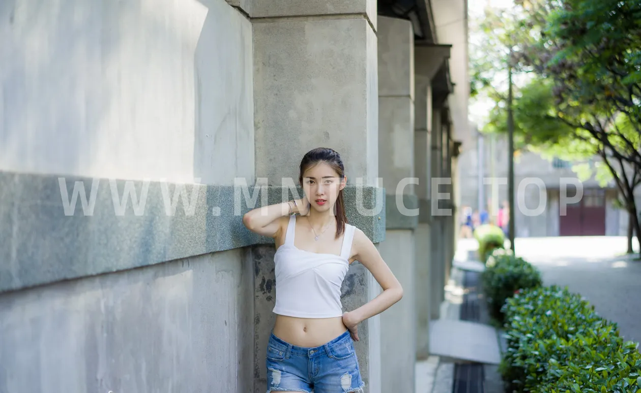 [Mzsock] NO.186 Jin Yunqiao’s midriff-revealing denim shorts cool and beautiful legs street photography#[47P]-5