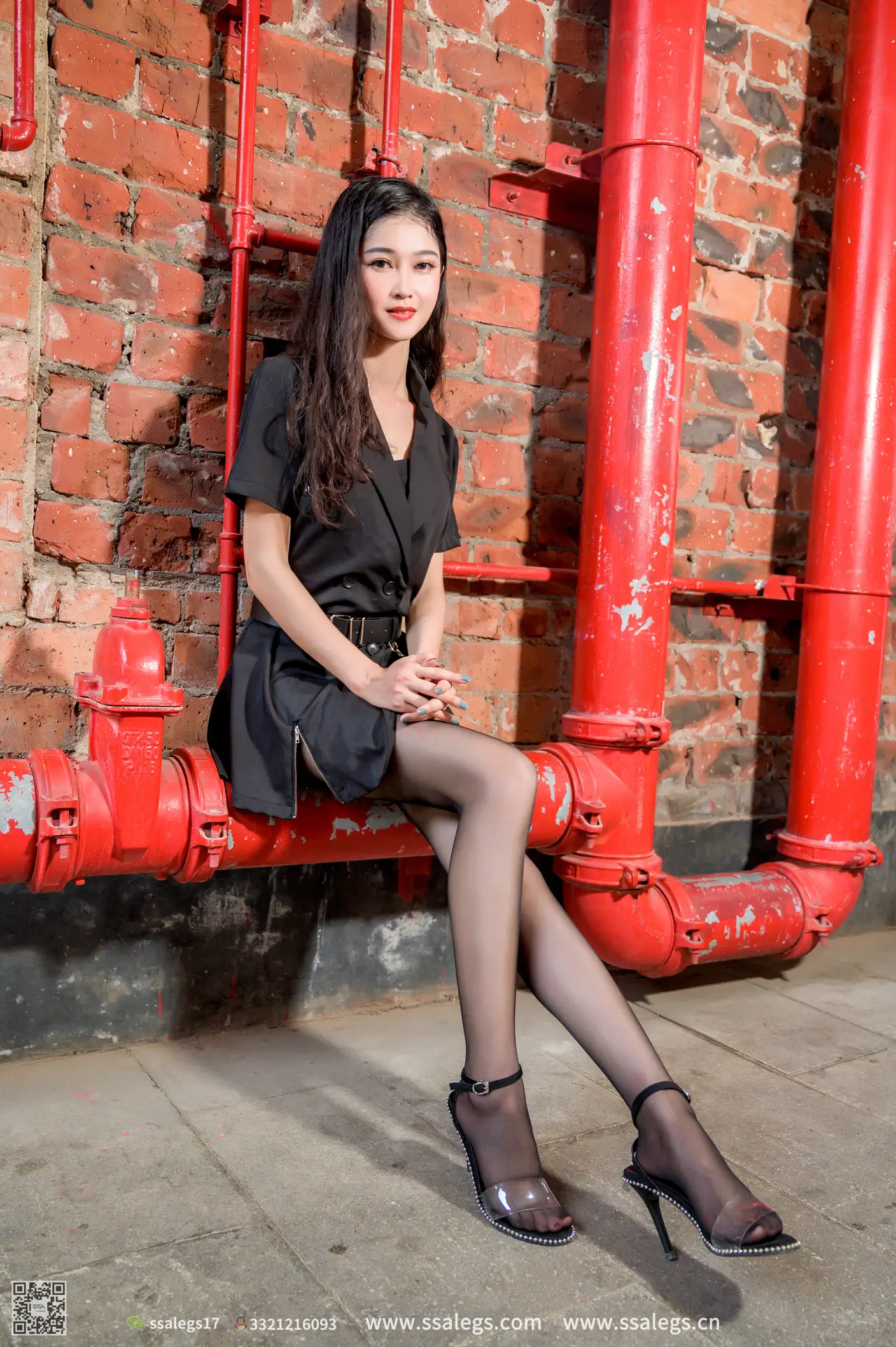 [Mzsock] NO.467 Manman Street Photography Black Silk (Part 1) Silk club#[127P]-24