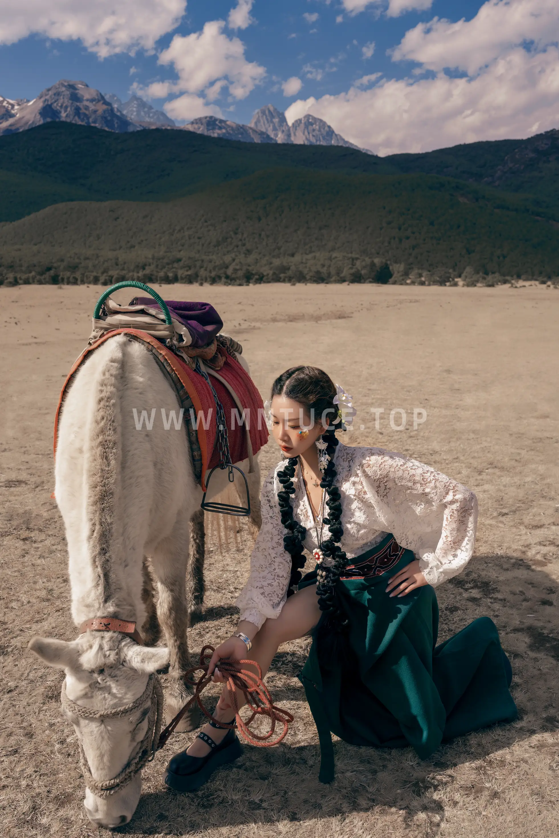 [YITUYU] 2022.05.20 Vol.0932 – Tibetan Girl Deng Wa'er#[20P]-14