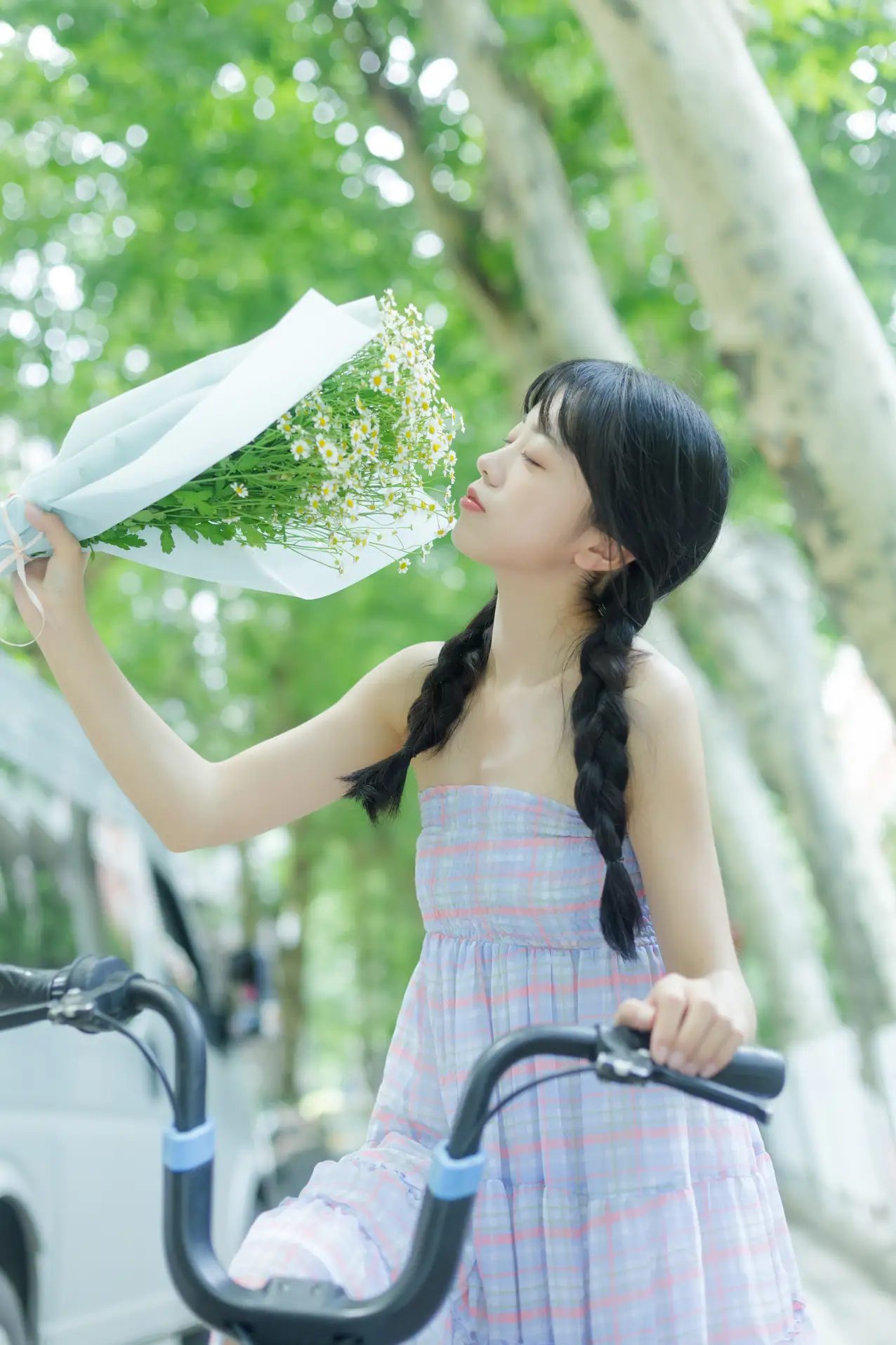 [YITUYU] 2022.08.12 Vol.1688 - Summer is the smell of chamomile Cute bubble#[33P]-12