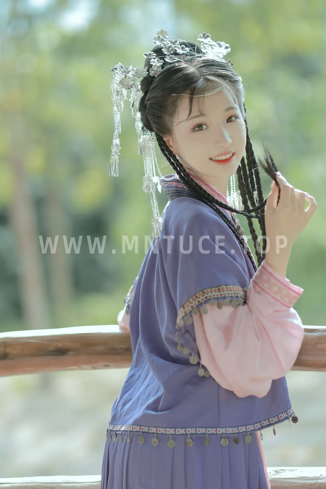 [YITUYU] 2022.09.14 VOL.1947 - Miaojiang Girl Roll#[22P]-18